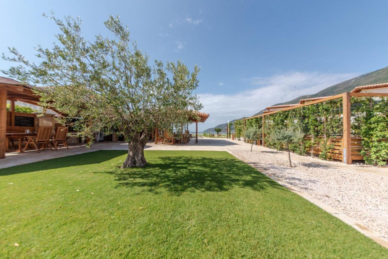 Seaside Resort Vasiliki Екстер'єр фото